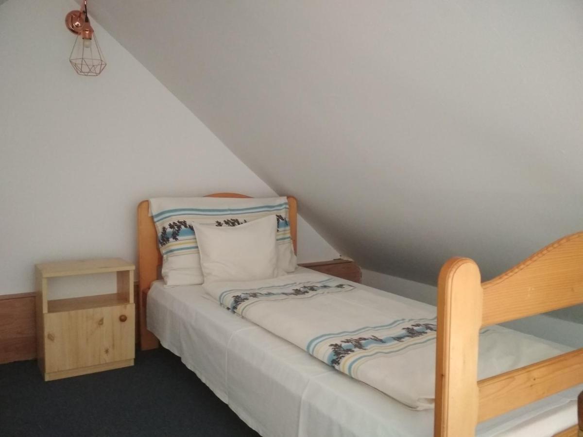 Kis Apartmanhaz Balatonfured Ngoại thất bức ảnh